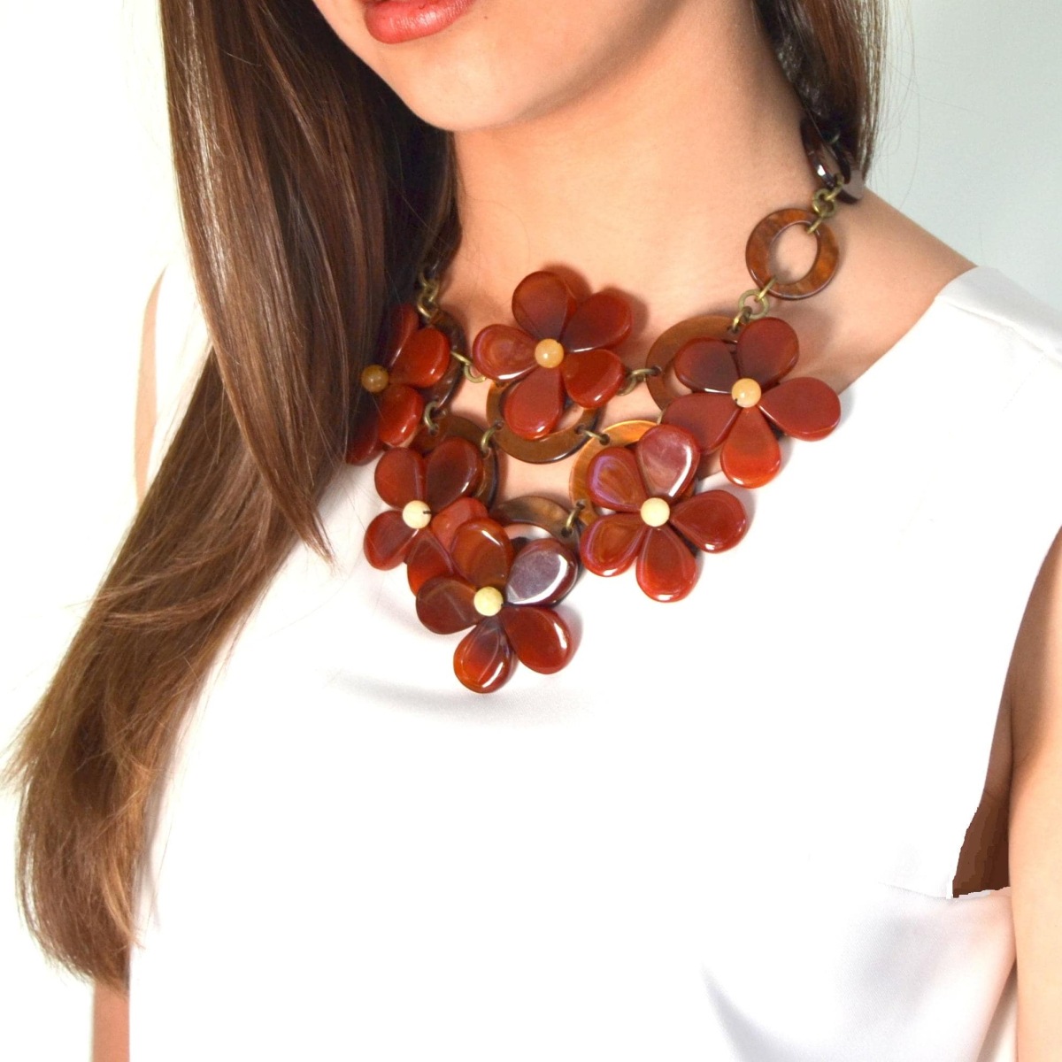 CRISTINA CORNELIAN FLOWERS NECKLACE