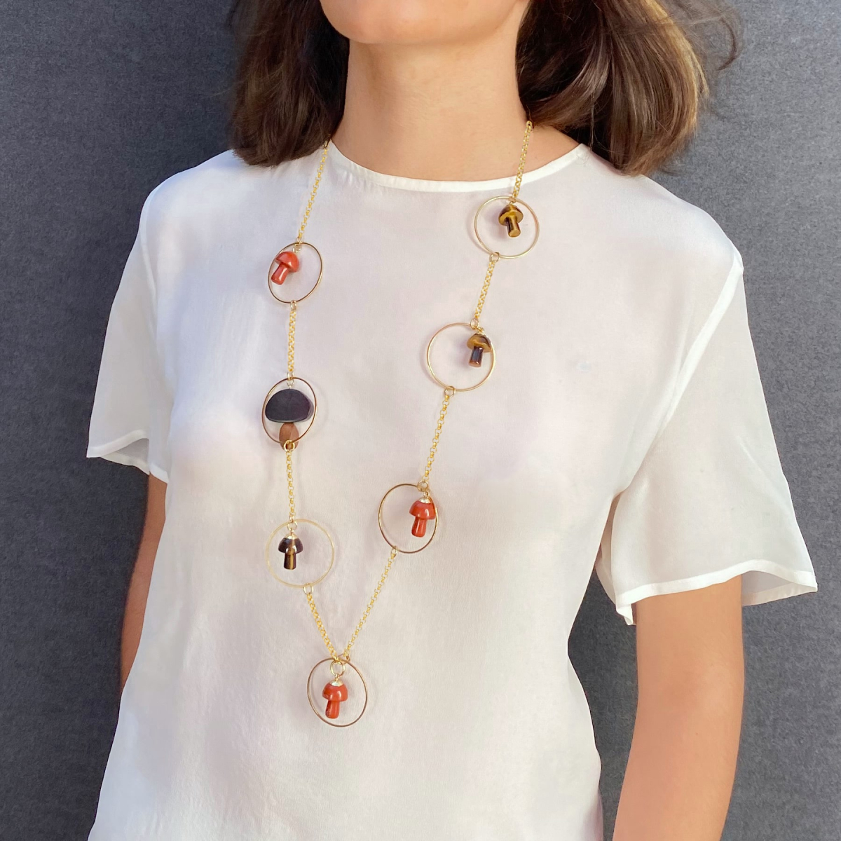DAVINIA  MUSHROOMS LONG NECKLACE BLACK BEIG