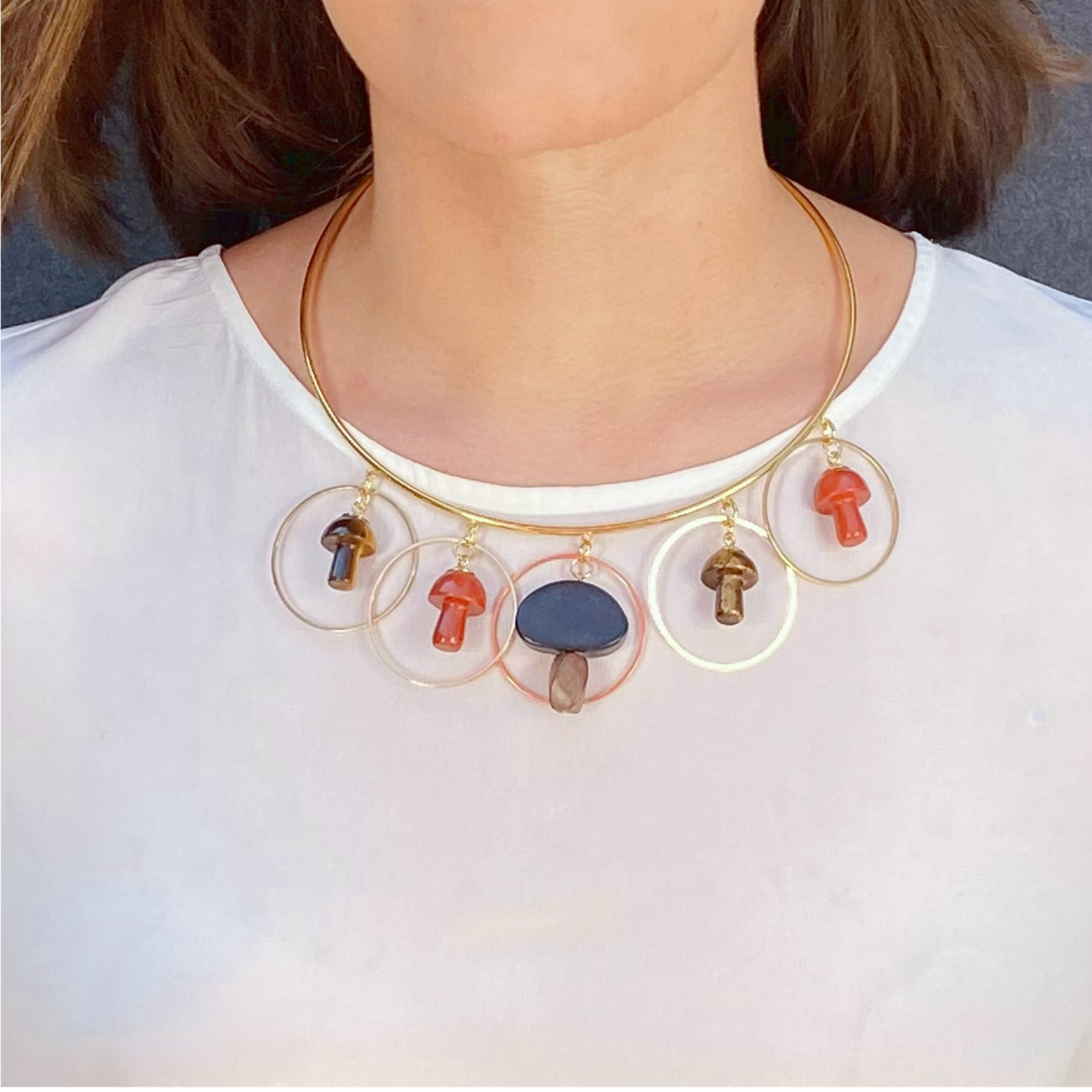 DAVINIA MUSHROOMS COLLAR NECKLACE BROWN RED