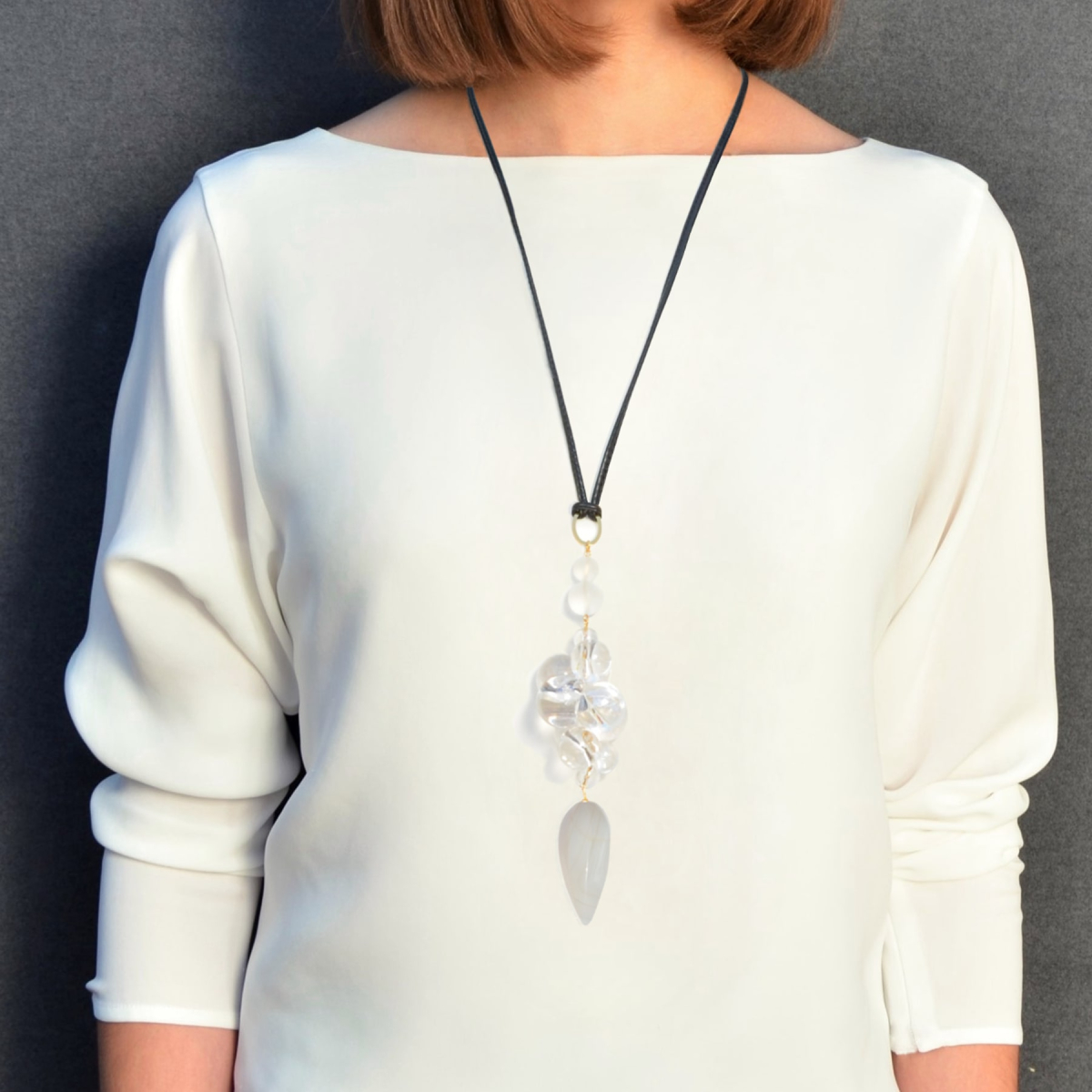 BRUNELLA RESIN BUBBLE NECKLACE WHITE
