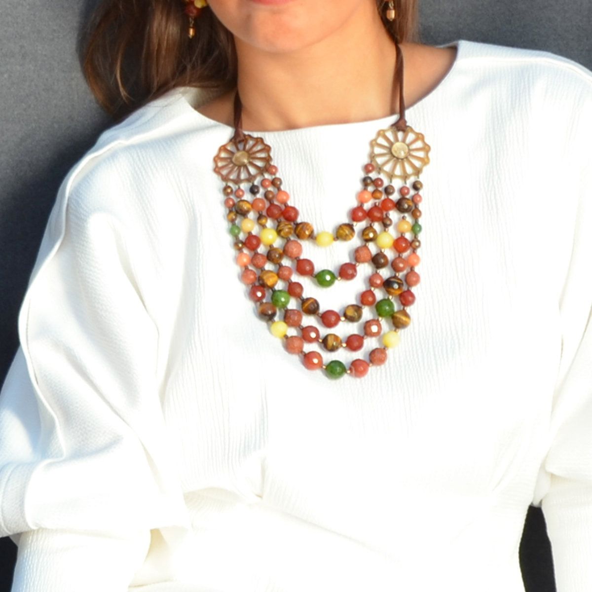 CLAUDIA SHORT FIVE STRAND HORN  NECKLACE PINK