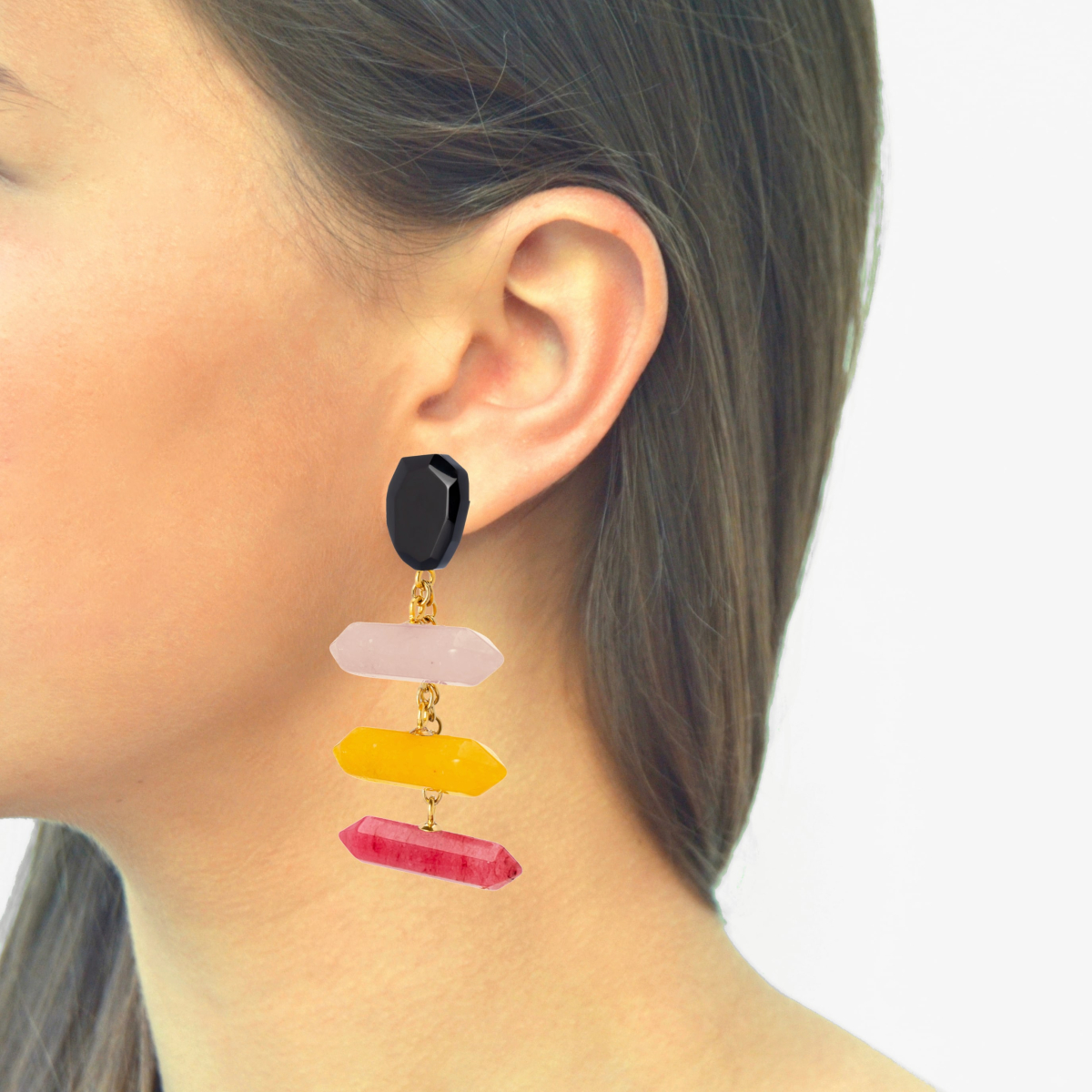 PENDIENTES SOFIA DE CUERNO CON TRES BARRAS - FUCSIA