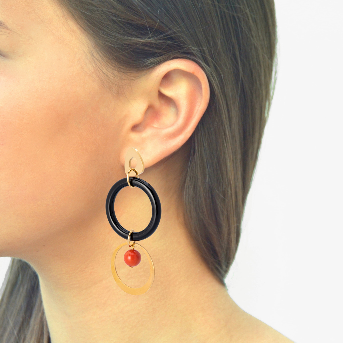BEL ONYX AND CORAL EARRINGS