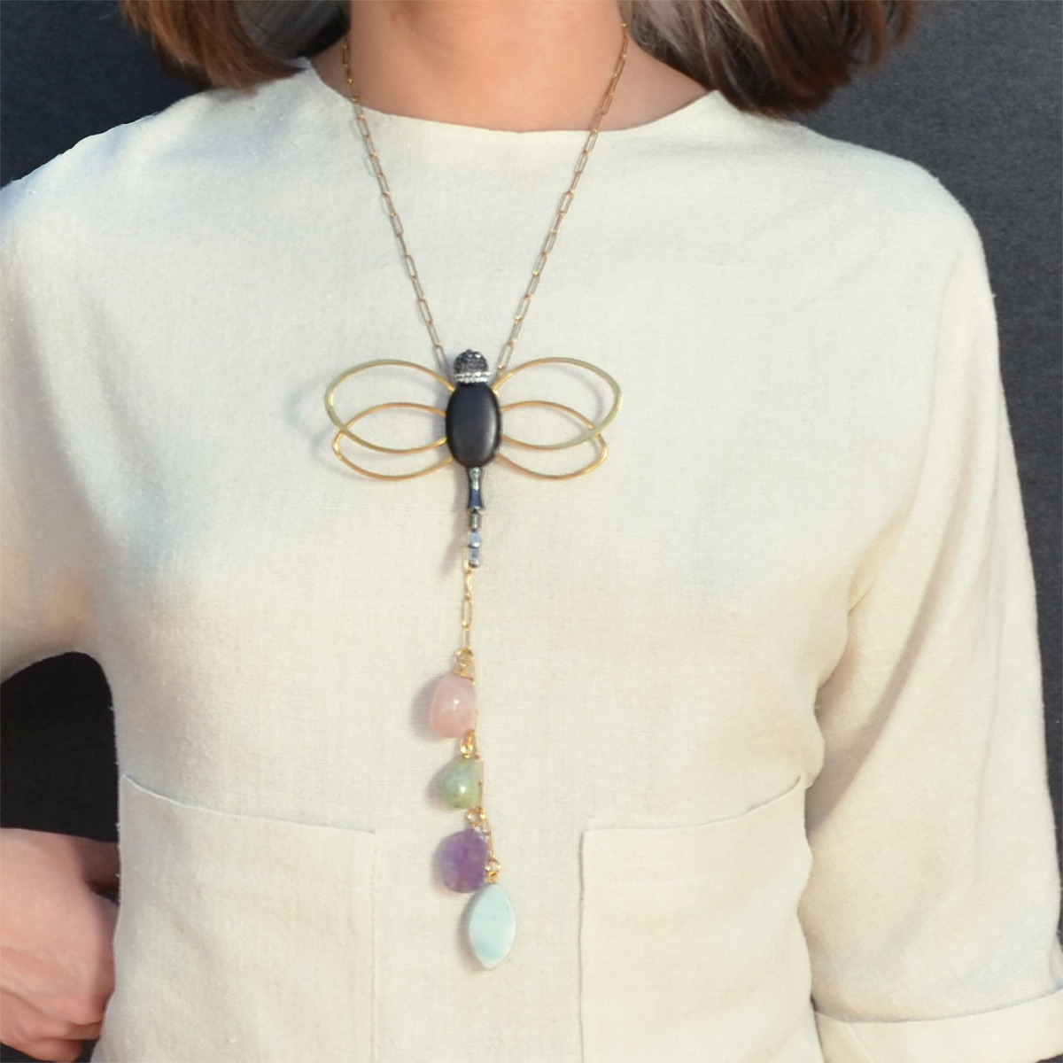 COLLAR MAIA LIB ÉLULA CON ÉBANO Y PIEDRAS