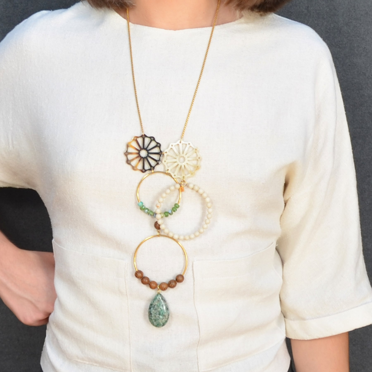 DANTE HORN AND CORNELIAN NECKLACE