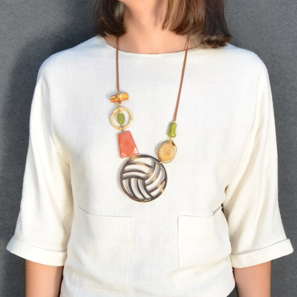 OLIVIA HORN NECKLACE