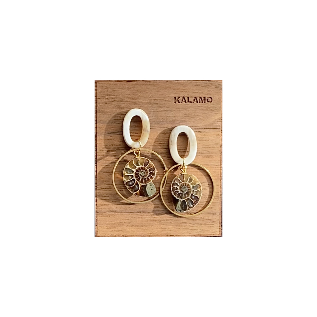 6523-PA EARRINGS WITH HORN AND FOSSIL AMMONITE