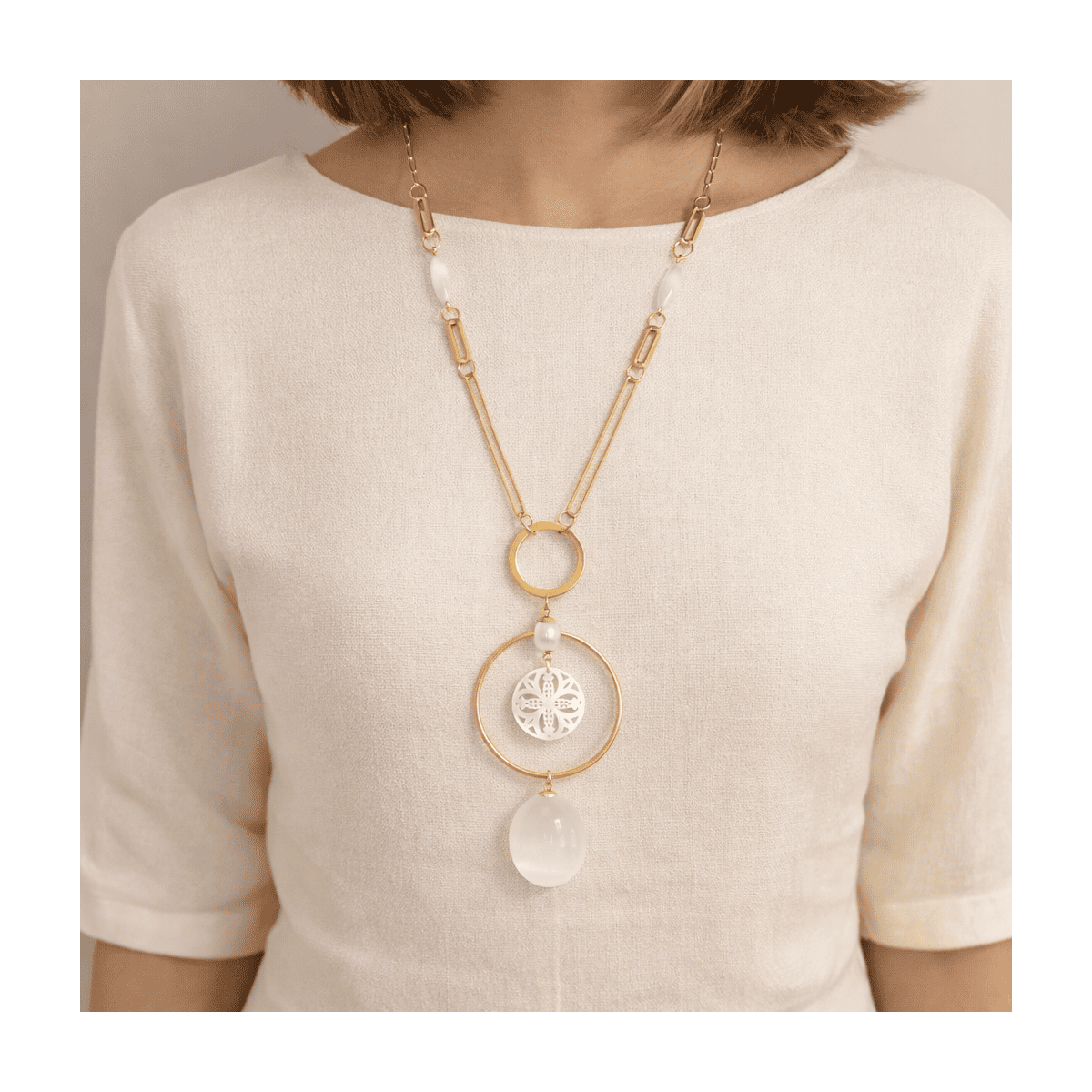 ANNA SELENITE NECKLACE WITH CARVED NACRE